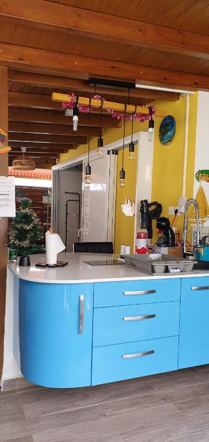 "Chez Claudia "Charmant Logement Avec Jacuzzi Privatif En Toute Intimite Sur Belle Terrasse Exterieure En Bois Et Piscine Courcelles 外观 照片