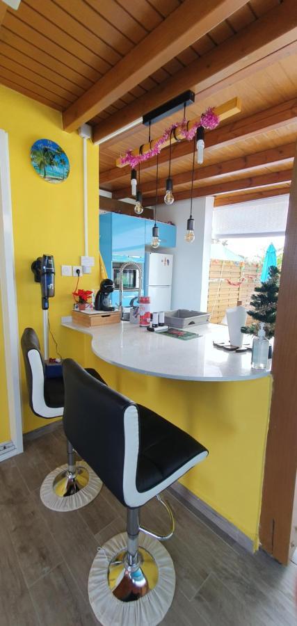 "Chez Claudia "Charmant Logement Avec Jacuzzi Privatif En Toute Intimite Sur Belle Terrasse Exterieure En Bois Et Piscine Courcelles 外观 照片