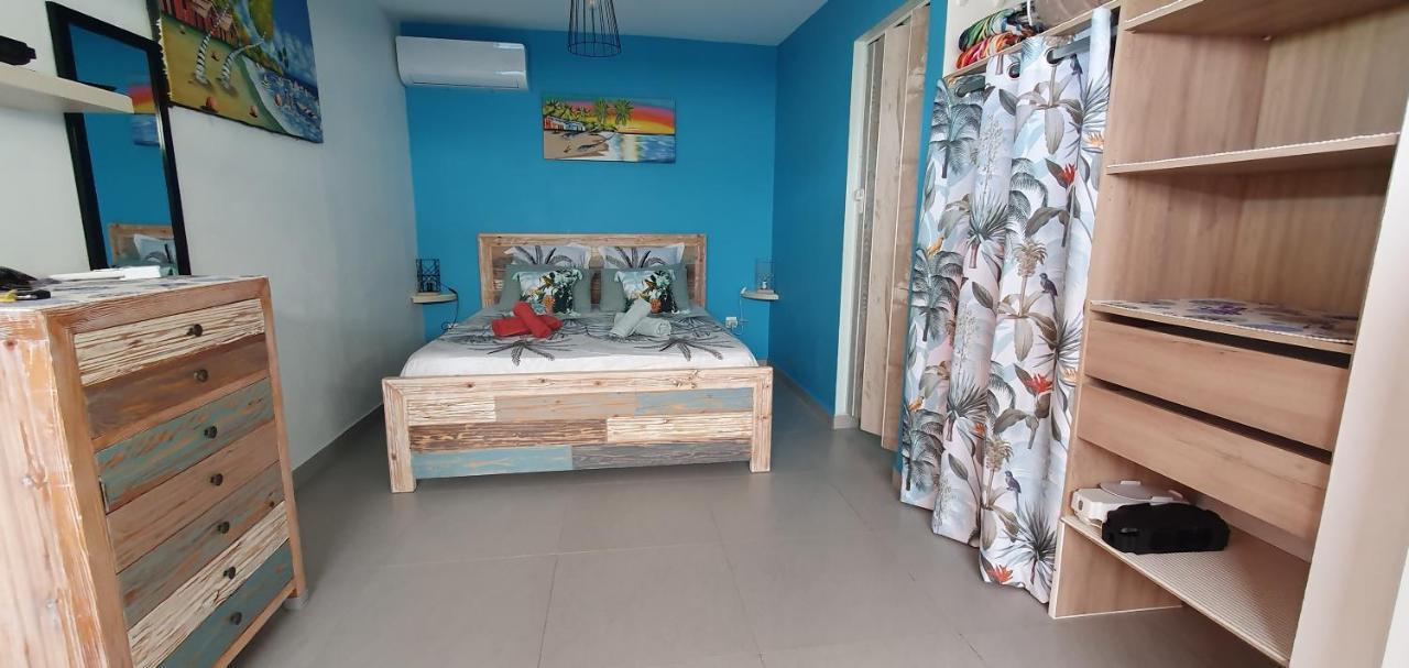 "Chez Claudia "Charmant Logement Avec Jacuzzi Privatif En Toute Intimite Sur Belle Terrasse Exterieure En Bois Et Piscine Courcelles 外观 照片
