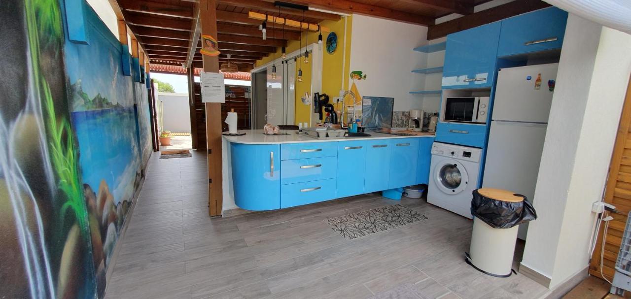 "Chez Claudia "Charmant Logement Avec Jacuzzi Privatif En Toute Intimite Sur Belle Terrasse Exterieure En Bois Et Piscine Courcelles 外观 照片